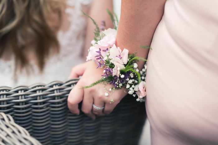 braccialetti floreali matrimonio giugno
