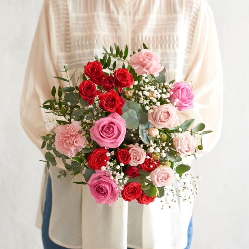 Rose rosse e rose