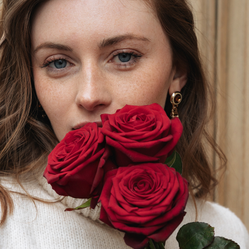 Regalare rose rosse